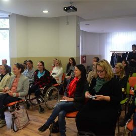 Alergije pri psih in rešitve zanje, odlično predavanje Maje Napret