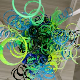 kako reciklirati pasjo opremo, igrače, ovratnice, pločevinke