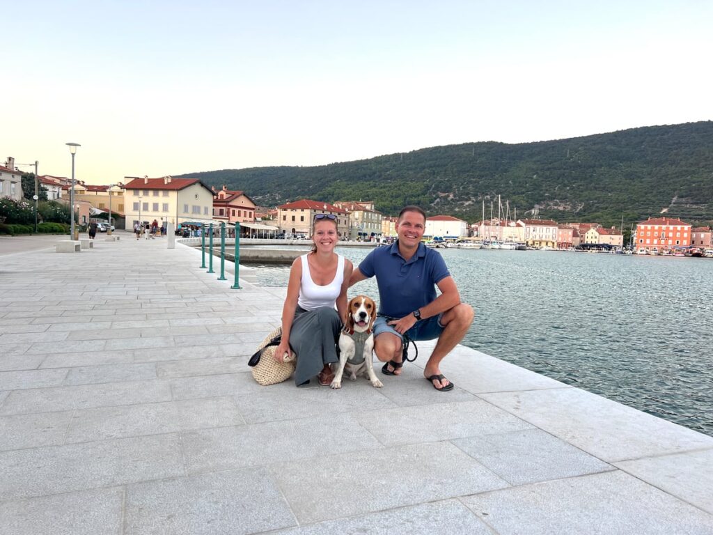 ZHP ekipo sestavljamo Valerija, Jure in Bond